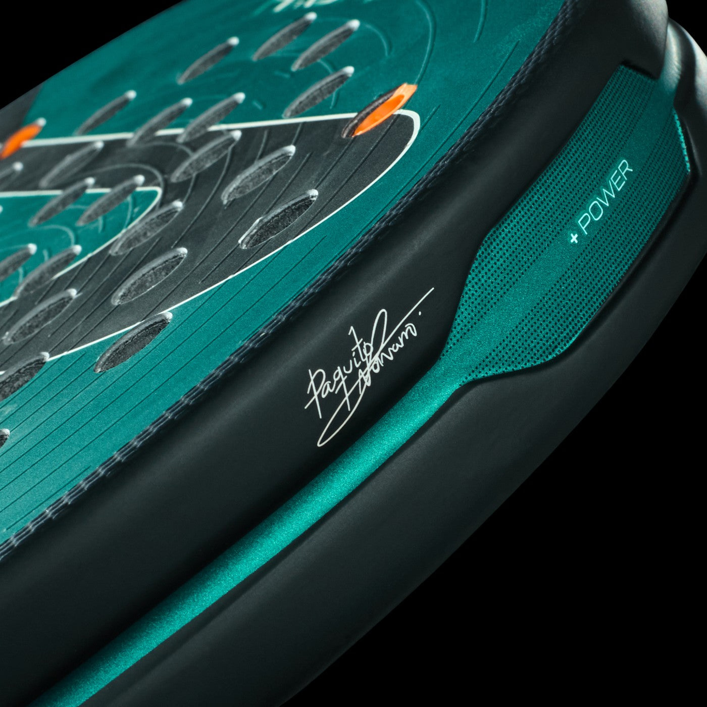 Bullpadel Hack 04 Hybrid 25